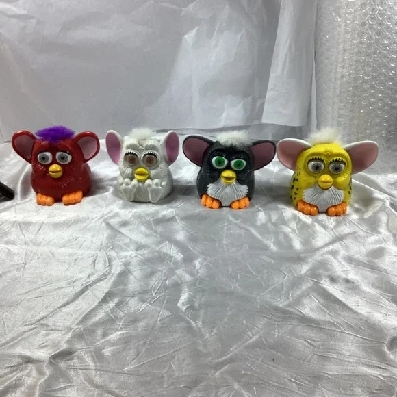 Vintage 1999 McDonalds Furby Happy Meal Toy Lot of 4 Red White Black Leopard - Picture 1 of 5